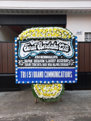 Papan Bunga Duka di Tegal Kunir Lor